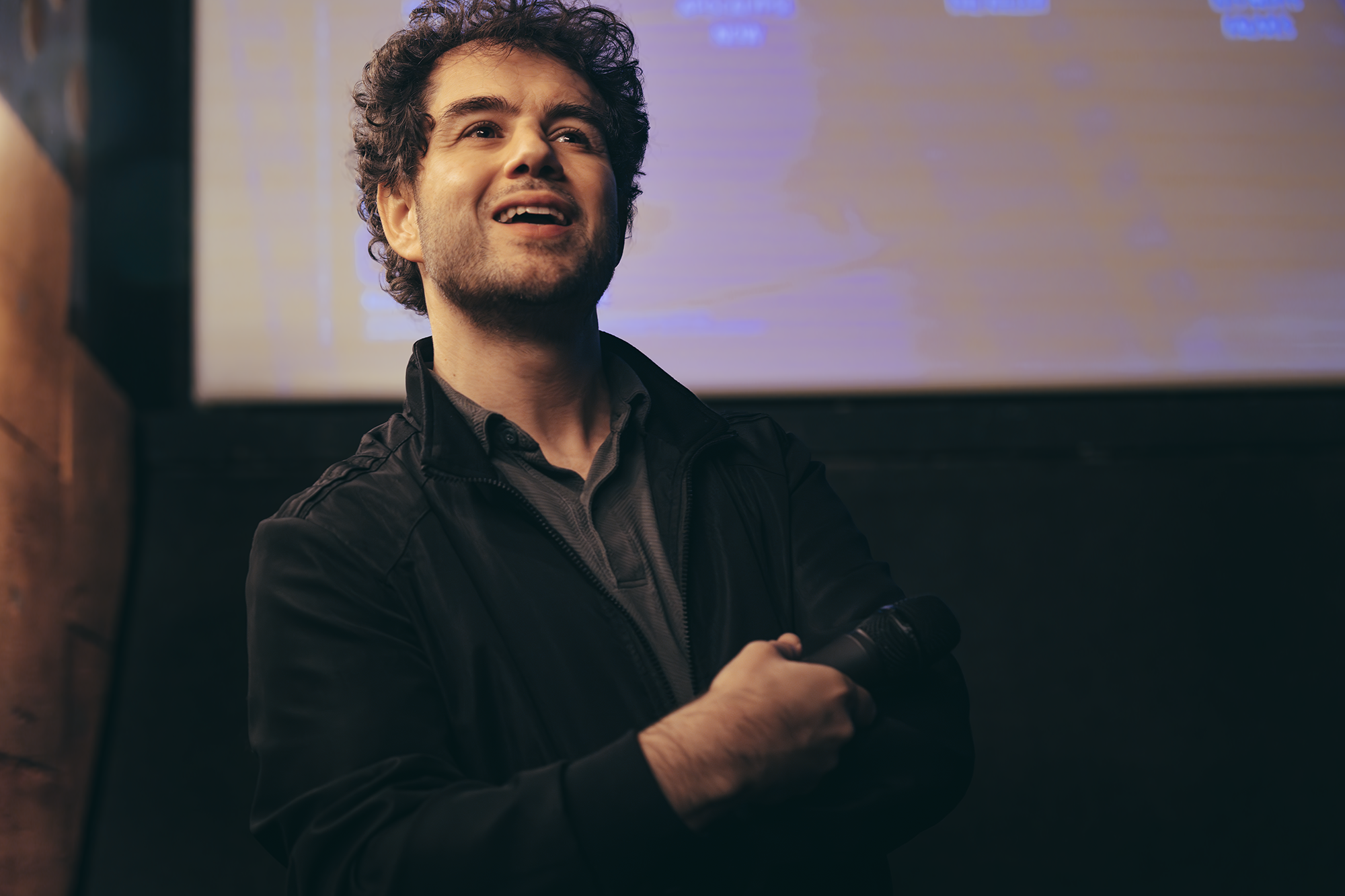 Culture & Cinema Programmation et animation de la salle Roxane Club. Versailles